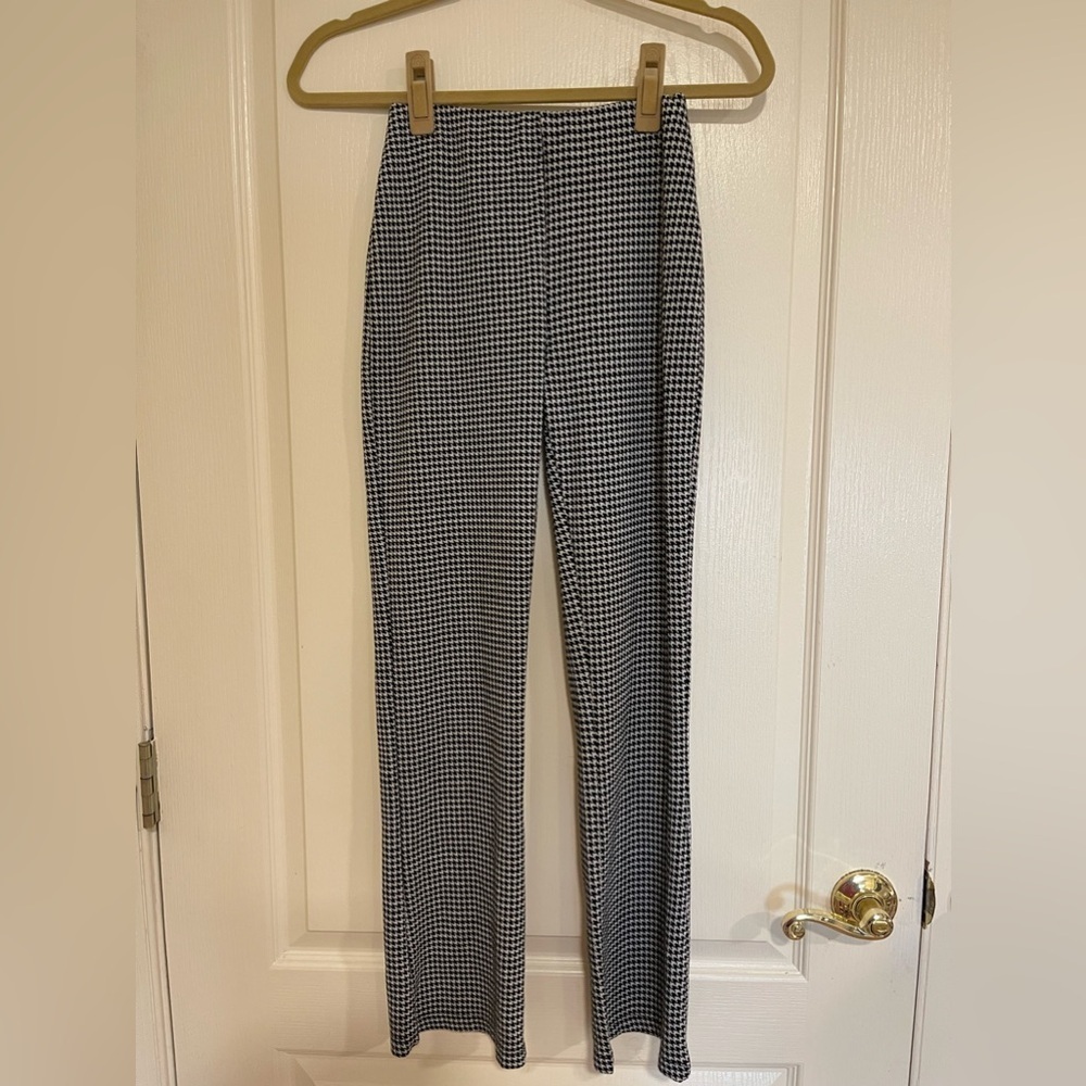 Urban Outfitters black and white houndstooth pants​​​​​